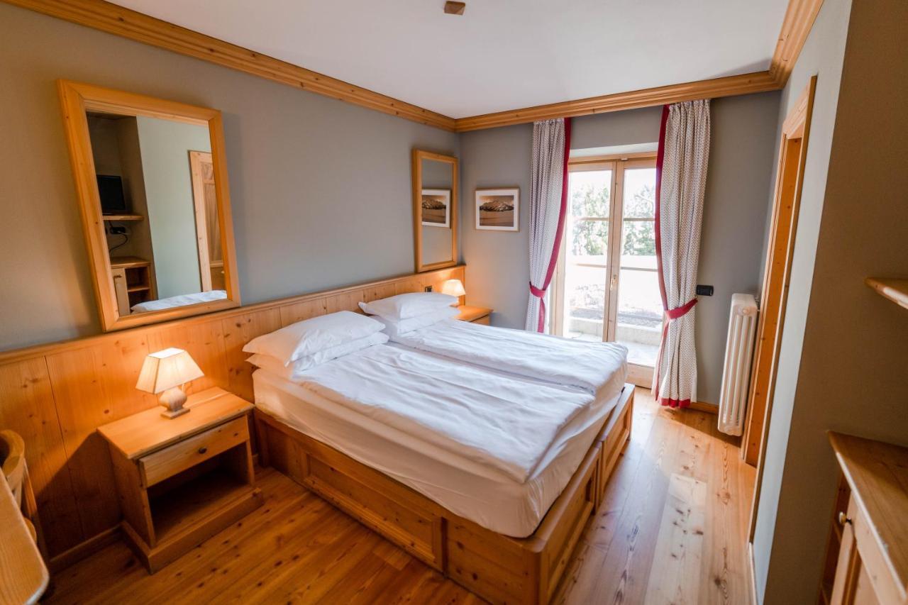 Alpi & Golf Hotel Bormio Bagian luar foto