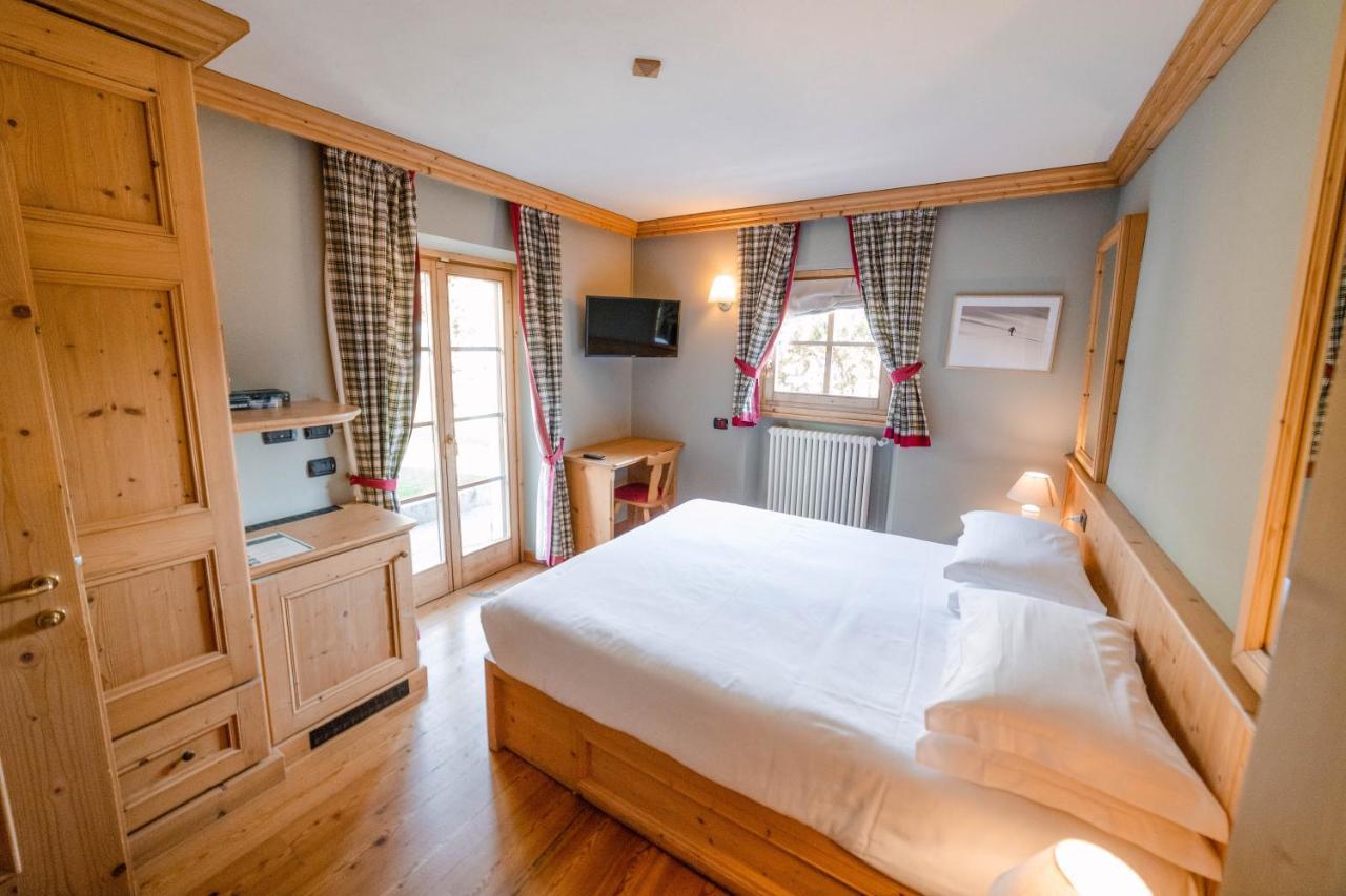Alpi & Golf Hotel Bormio Bagian luar foto