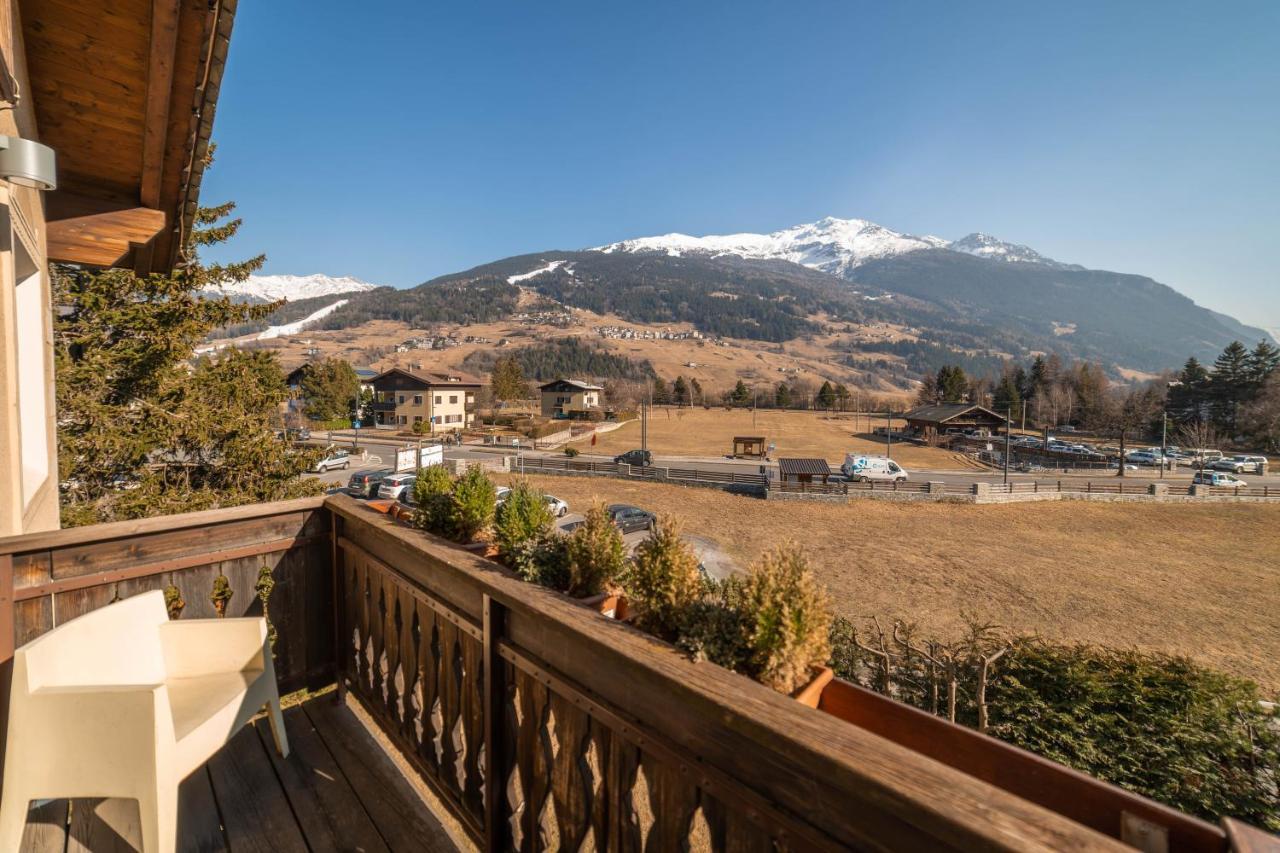 Alpi & Golf Hotel Bormio Bagian luar foto