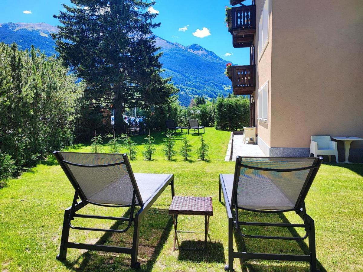 Alpi & Golf Hotel Bormio Bagian luar foto