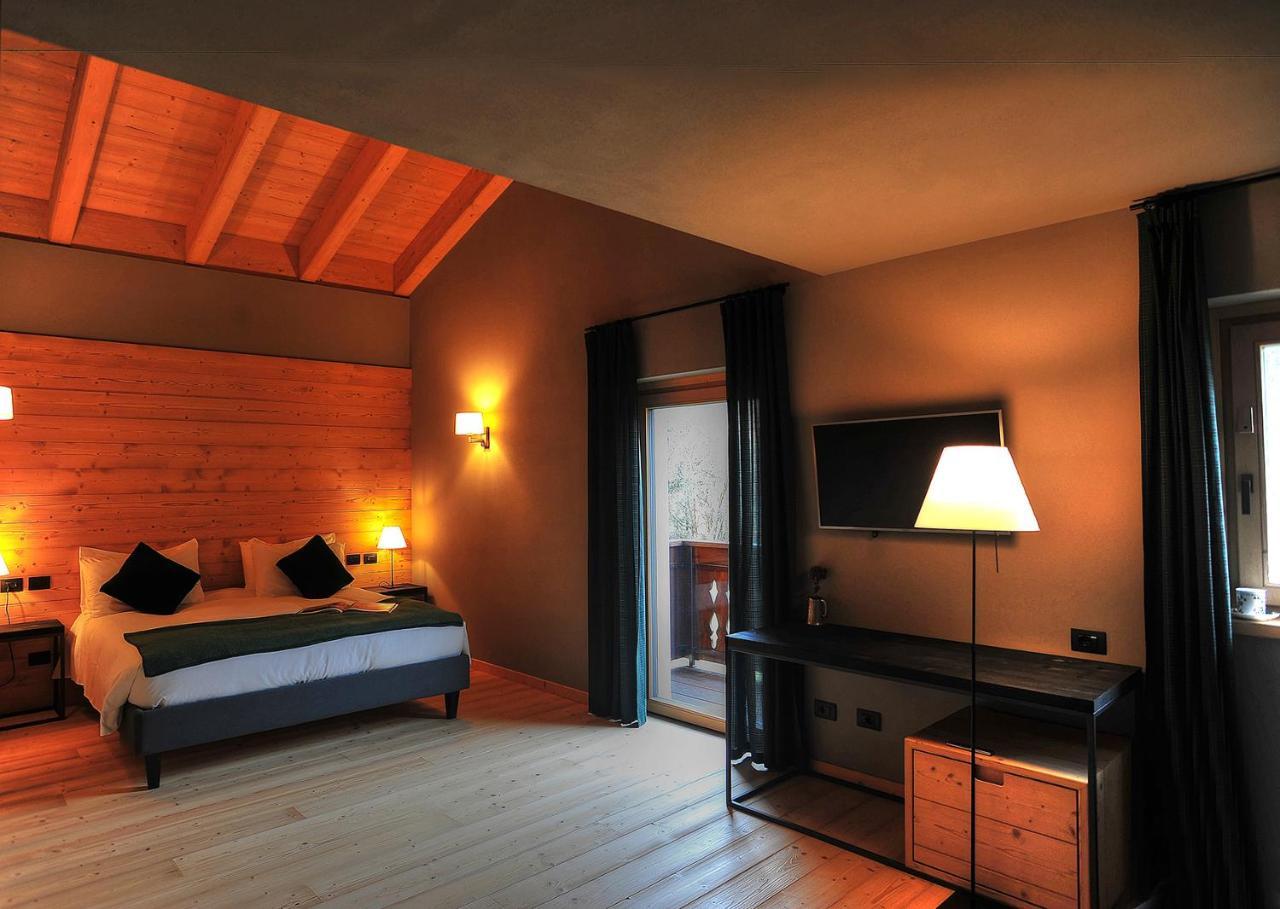 Alpi & Golf Hotel Bormio Bagian luar foto